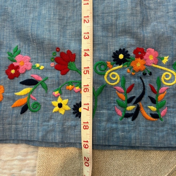 Talbots embroidered A line skirt size‎ 8 - Picture 3 of 10